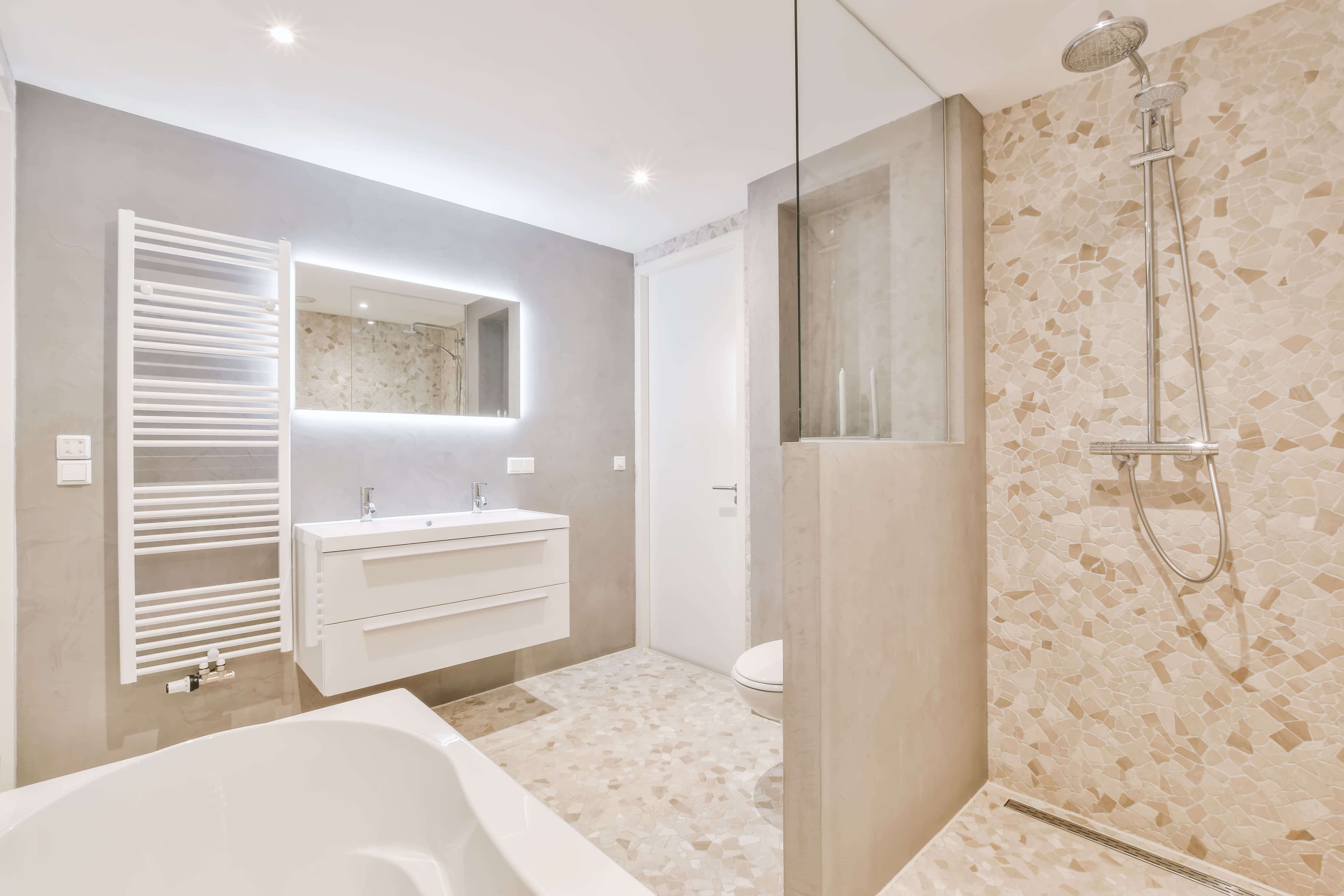 Création de Salle de Bain Complète – Design et Rénovation